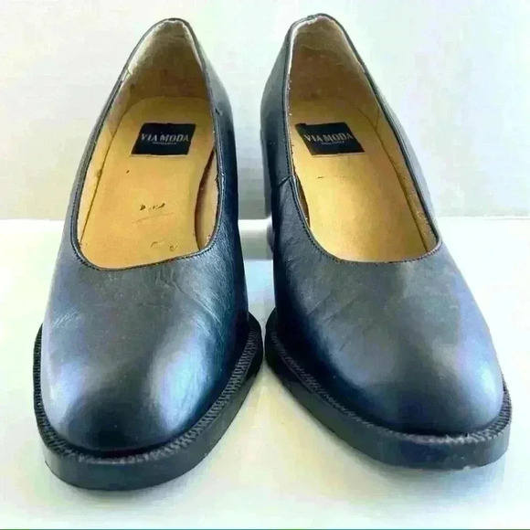 VIA MODA BLACK LEATHER ROUND  TOE BLOCK HEEL SHOES SIZE 40 - Picture 2 of 10